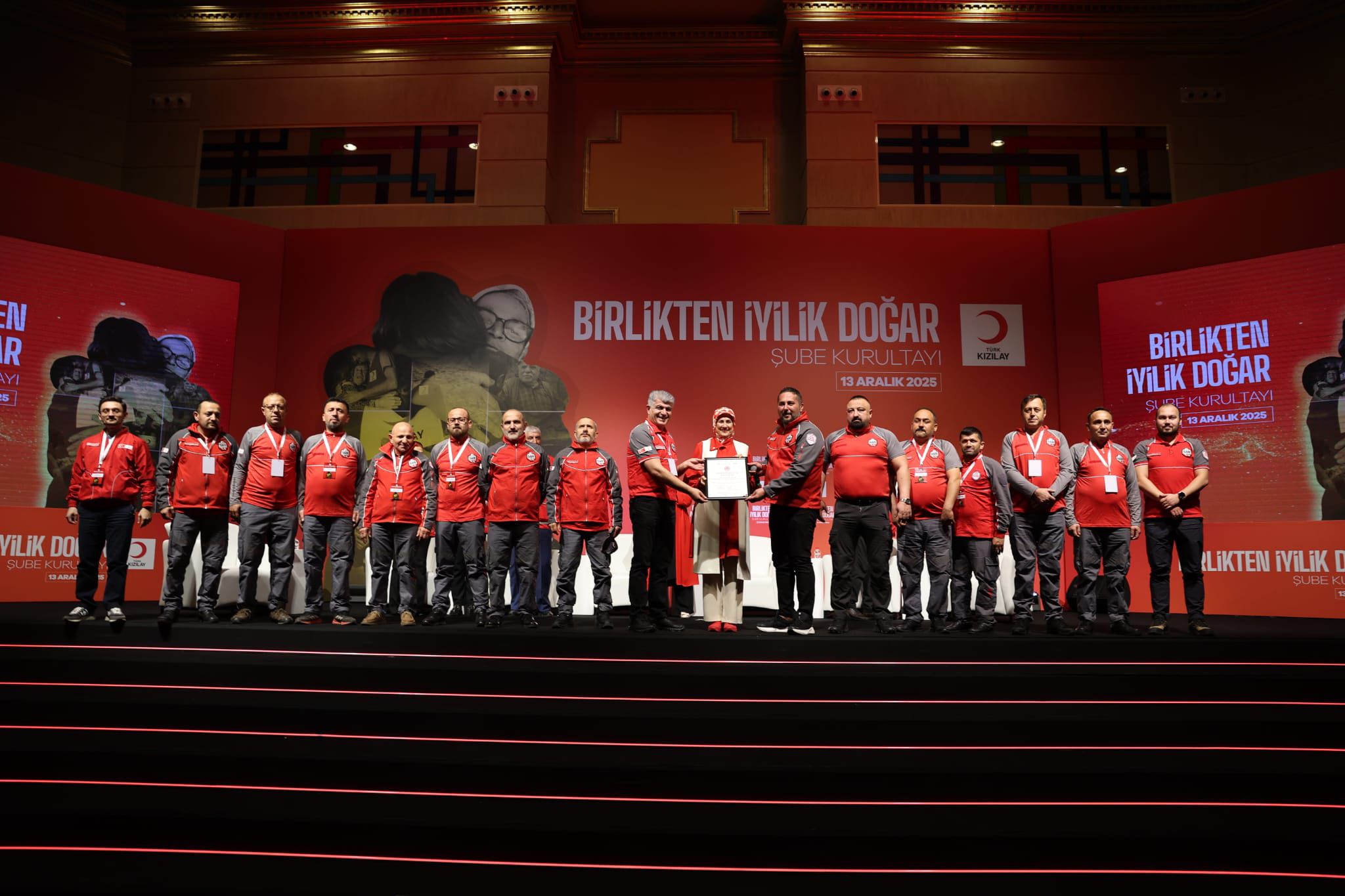 Zonguldak Kızılay'dan Kurultaya Damga Vuran Katılım Imza Gazetesi (1)