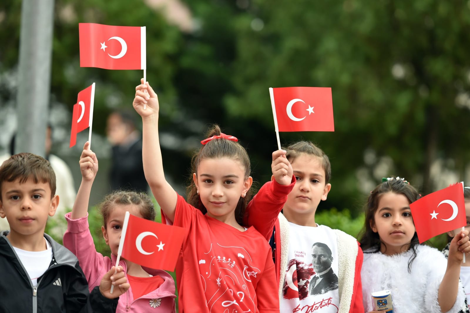 2025 2026 Eğitim Öğretim Yılının İkinci Dönemi “Bayrak Sevgisi” Temasıyla Başlıyor İmza Gazetesi̇ (1)