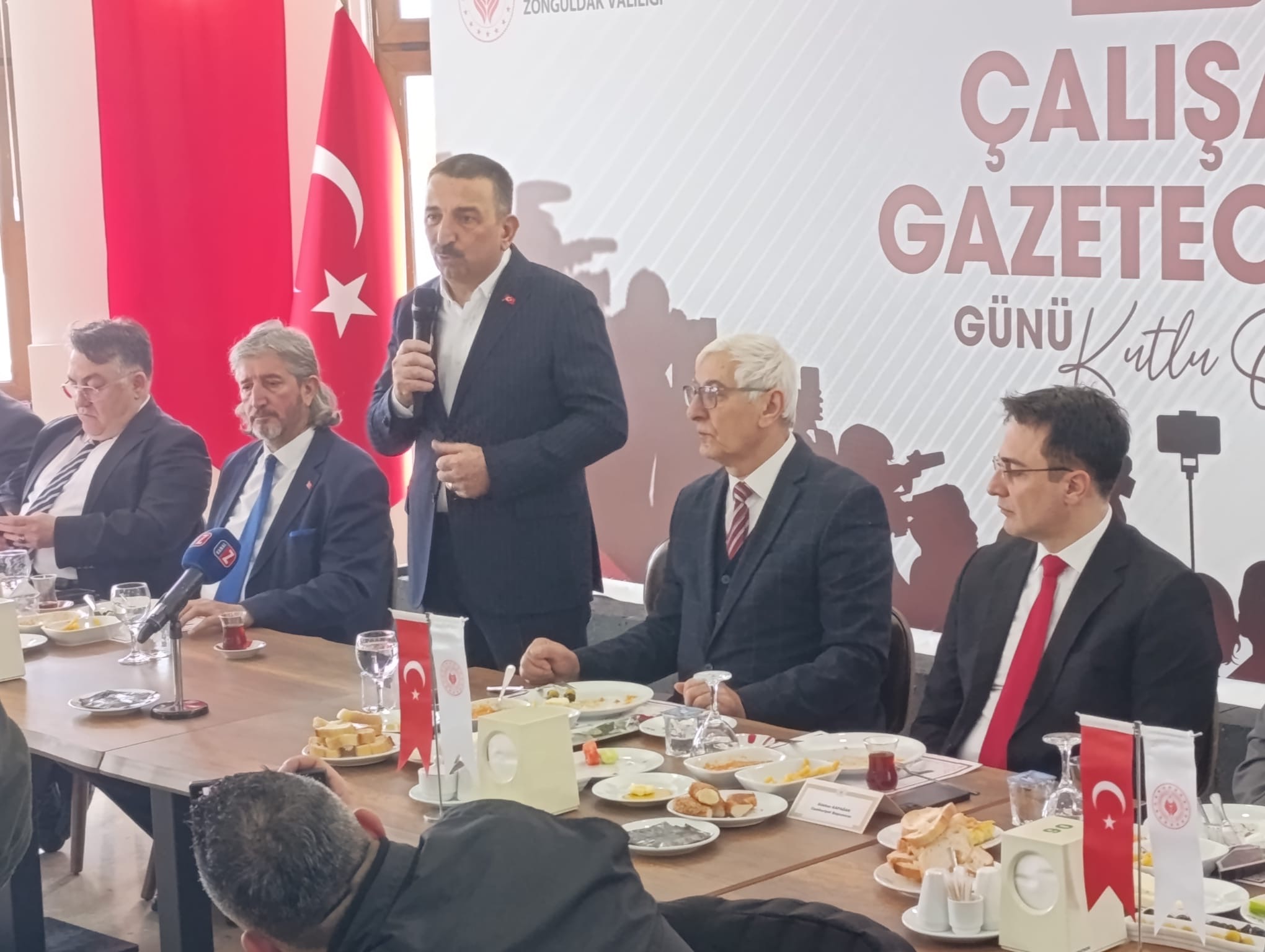 E87Ea792 4Db6 4A99 8De7 Ac3C4A8921C9