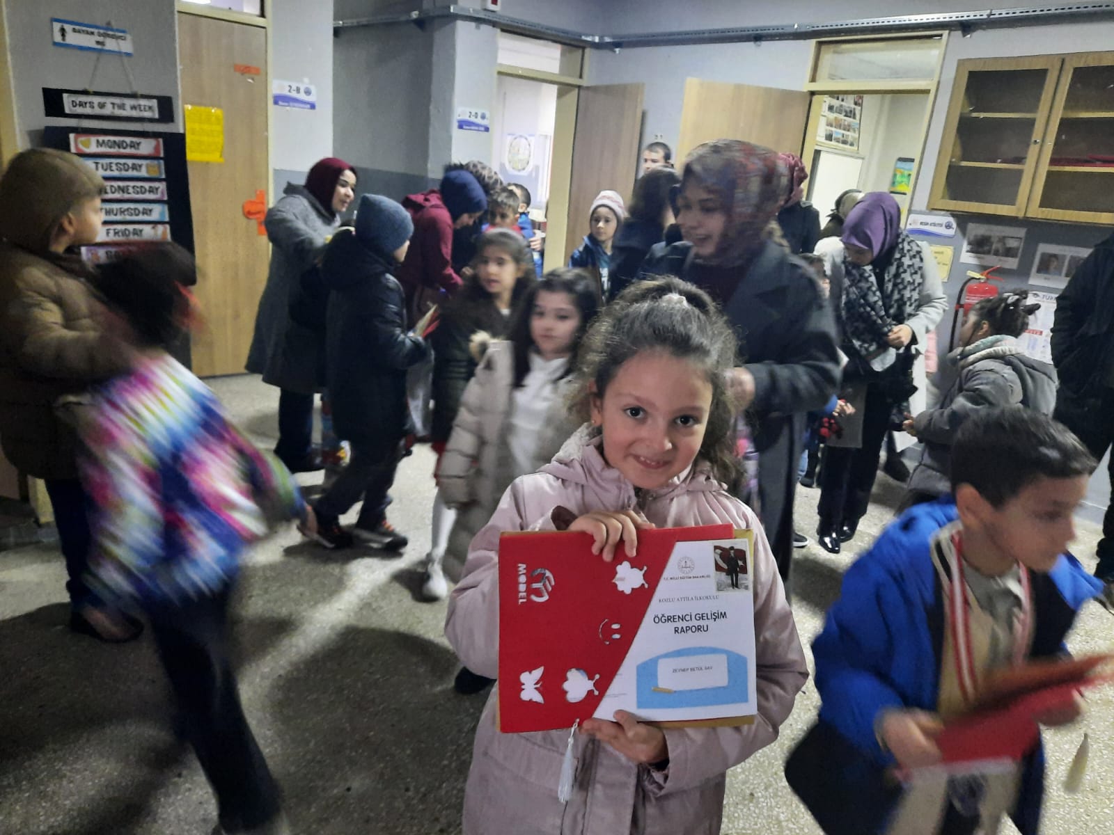 Kozlu Attila İlkokulu'nda Karne Heyecanı... İmza Gazetesi̇ (6)-1