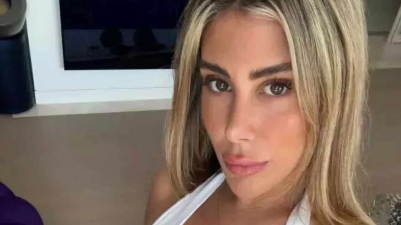 Selen Çetinkaya Kimdir-1