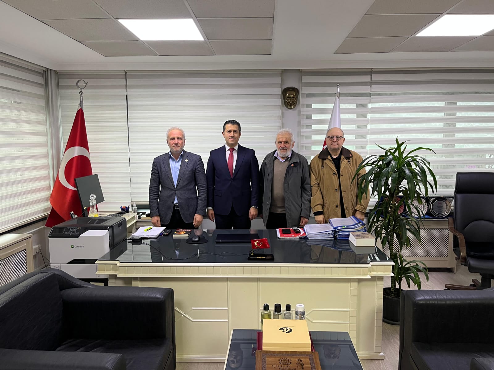 Yeniden Refah Partisi’nden Zonguldak Defterdarlığı'na Anlamlı Ziyaret Imza Gazetesi (1)