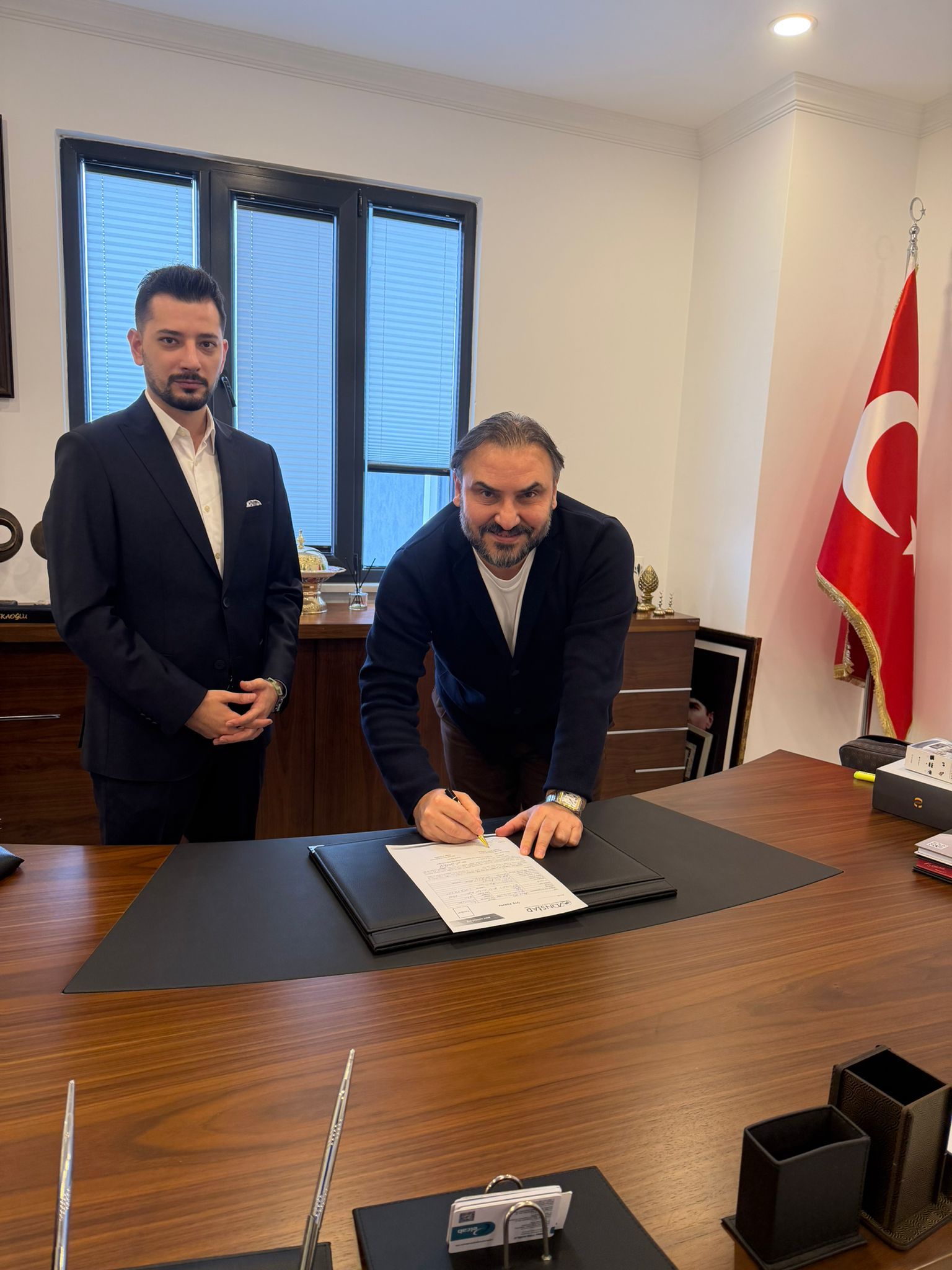 Zonguldaklı Mimar Ahmet Öktem Arıç’tan Nejdet Tıskaoğluna Anlamlı Ziyaret Imza Gazetesi (3)