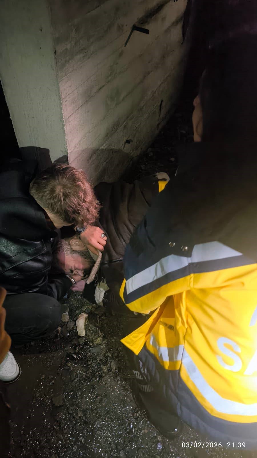 Alaplı'da Korkutan Olay! Metrelerce Yükseklikten Düştü İmza Gazetesi̇ (7)