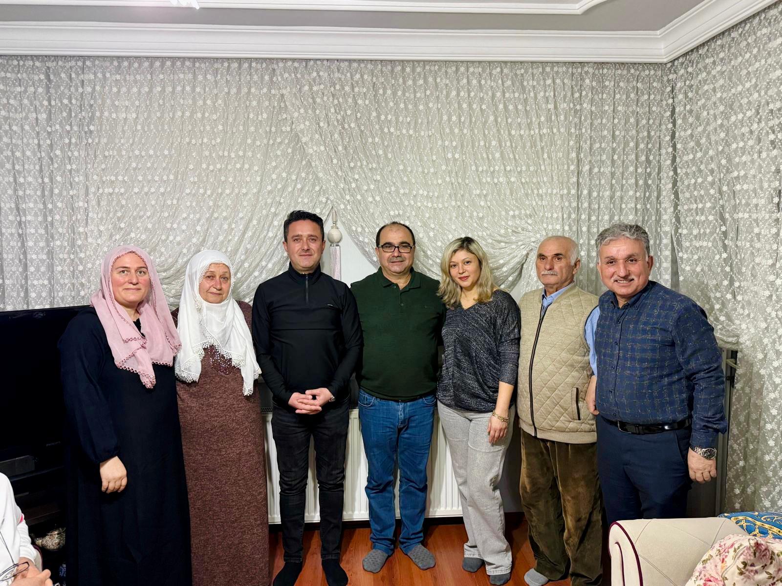 Baştarla’da İftar Buluşması Ramazan’ın Bereketi Aynı Sofrada Paylaşıldı Imza Gazetesi (1)