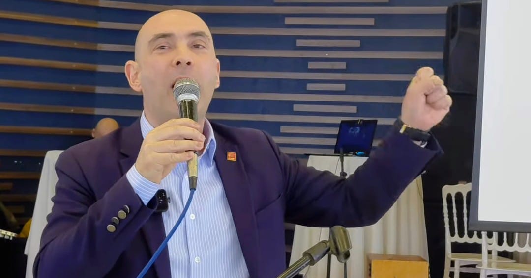 Cumhuriyet Halk Partisi Zonguldak İl Başkanı Devrim Dural Cumhuriyet Halk Partisi Ayakta Ve Dimdik” Imza Gazetesi