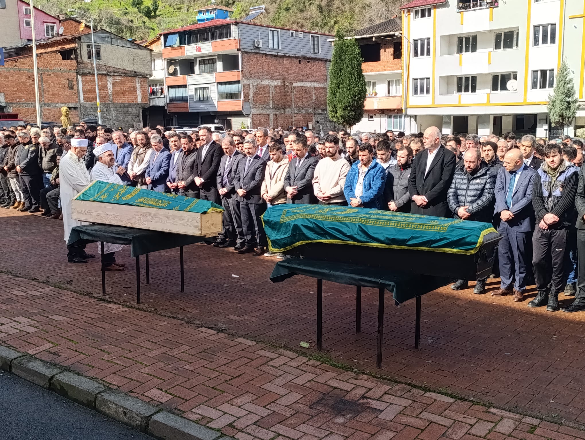 Gözyaşları Sel Oldu, Madenciler Toprağa Verildi İmza Gazetesi̇ (1)-1