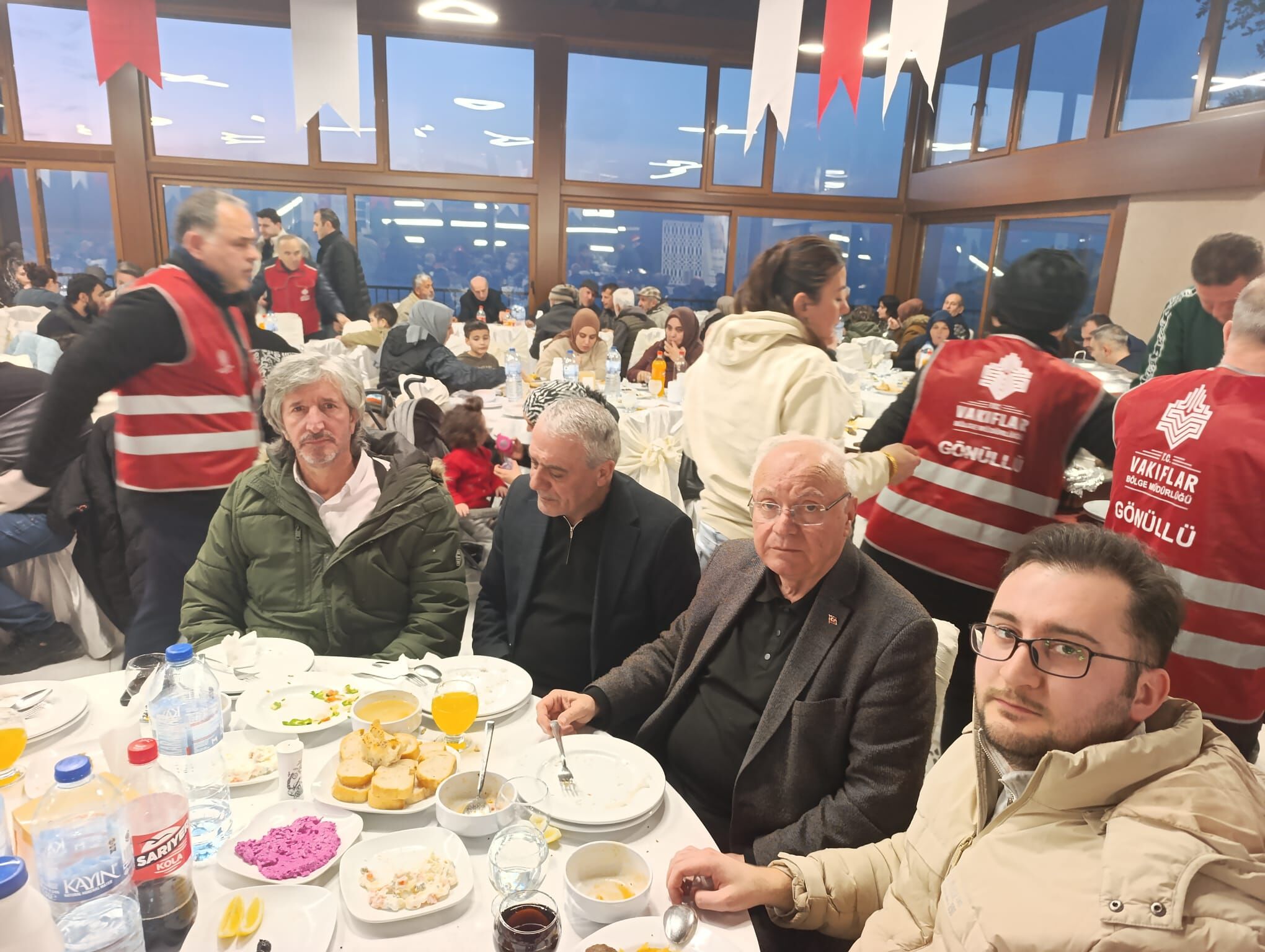 İyi̇ Parti İl Başkanı Erkmen Orucunu Vatandaşlarla Birlikte Açtı Imza Gazetesi (2)