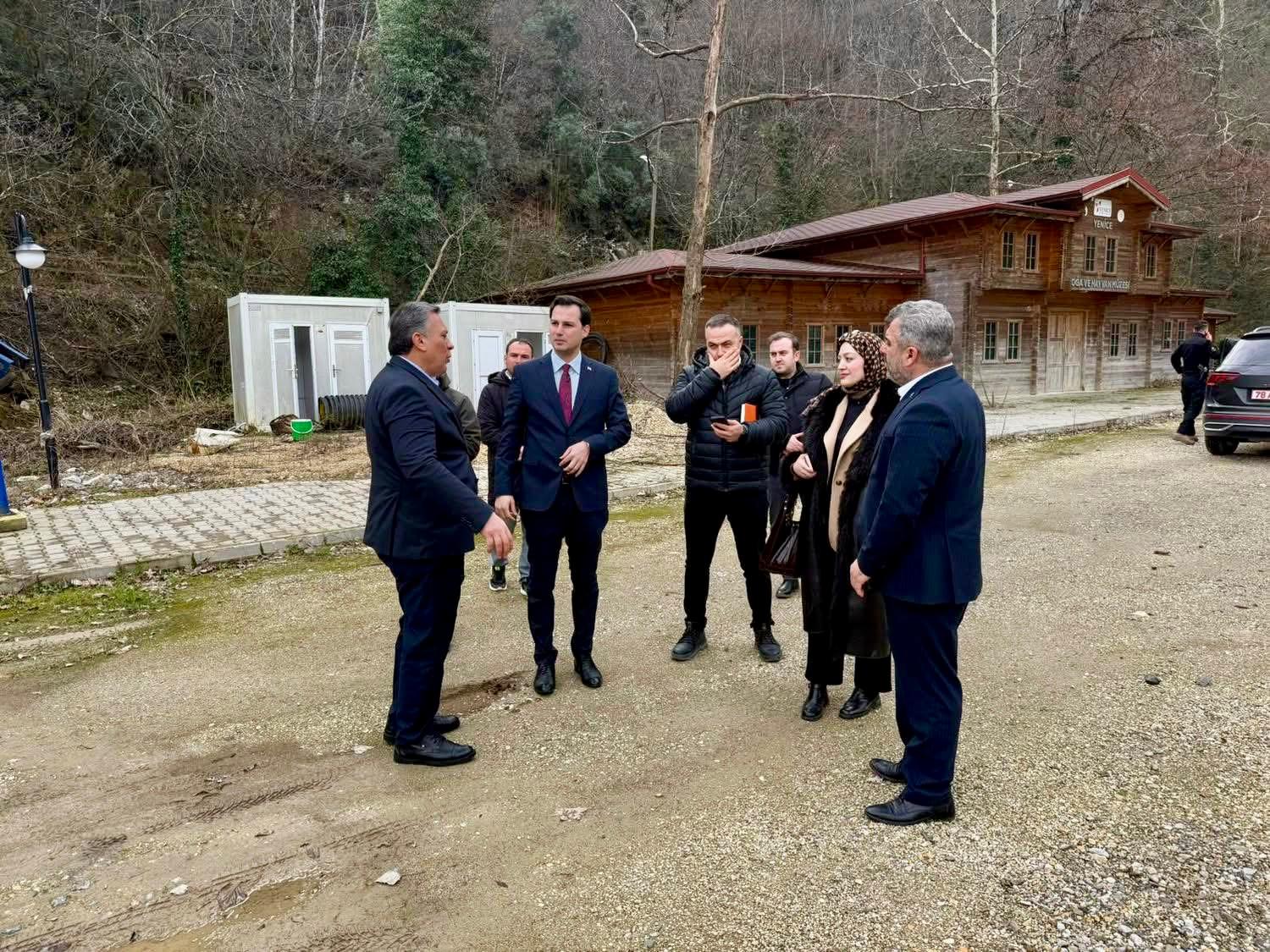 Kaymakam Ve Başkan Kanyonda!Imza Gazetesi