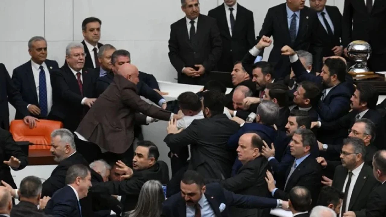 Mecliste Neden Kavga Çıktı 1