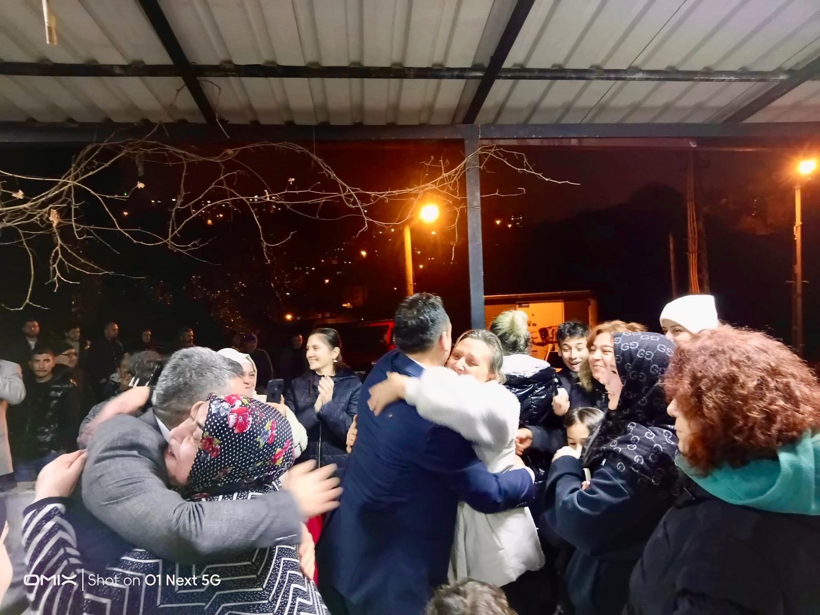 Şoförlerin Yeni Başkanına Mahallesinde Davul Zurnalı Köçekli Karşılama! İmza Gazetesi̇ (3)