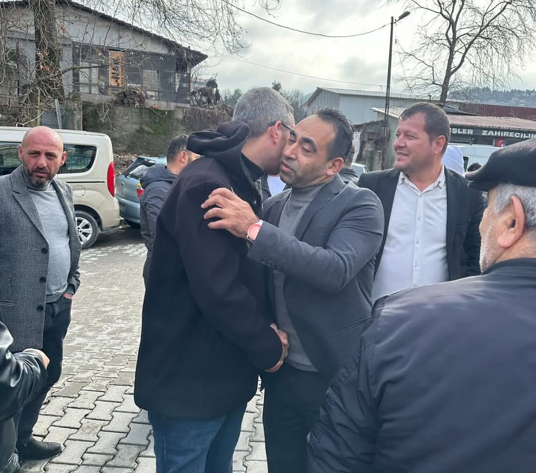 Tunay Keskin’e Sevgi Seli Imza Gazetesi (1)