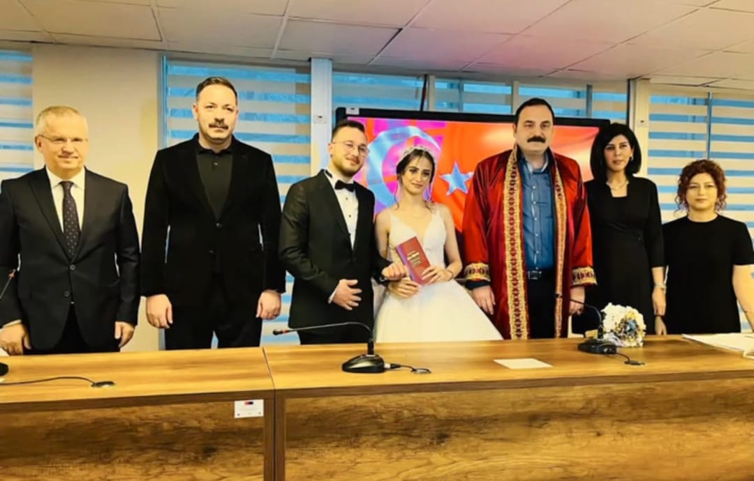 Zonguldak’ta Mutluluğa İmza... Kiyana Ve Egehan Dünya Evine Girdi! Imza Gazetesi