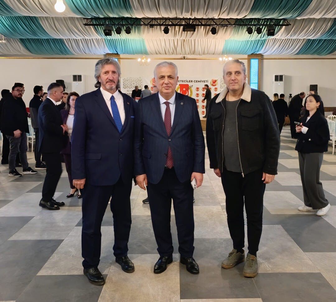 30C0E35F B1E8 4Fef 86E8 E0200F30B1E6