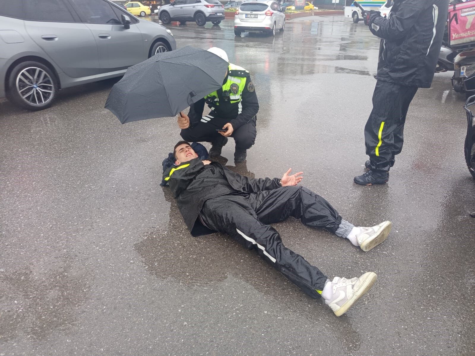 Ereğli’de Polisten İnsanlık Dersi! İmza Gazetesi (2)