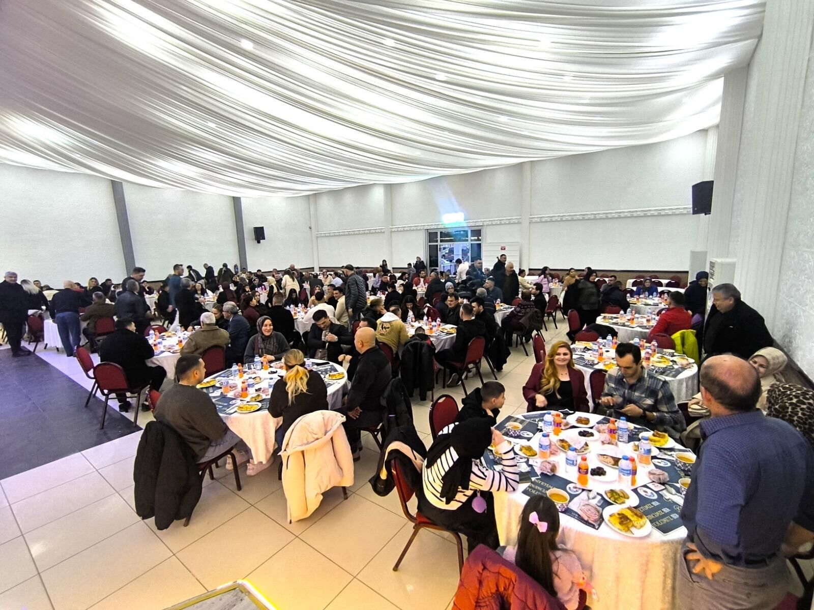 Gülüç Belediyesi’nden Hınca Hınç İftar Programı! Imza Gazetesi (2)