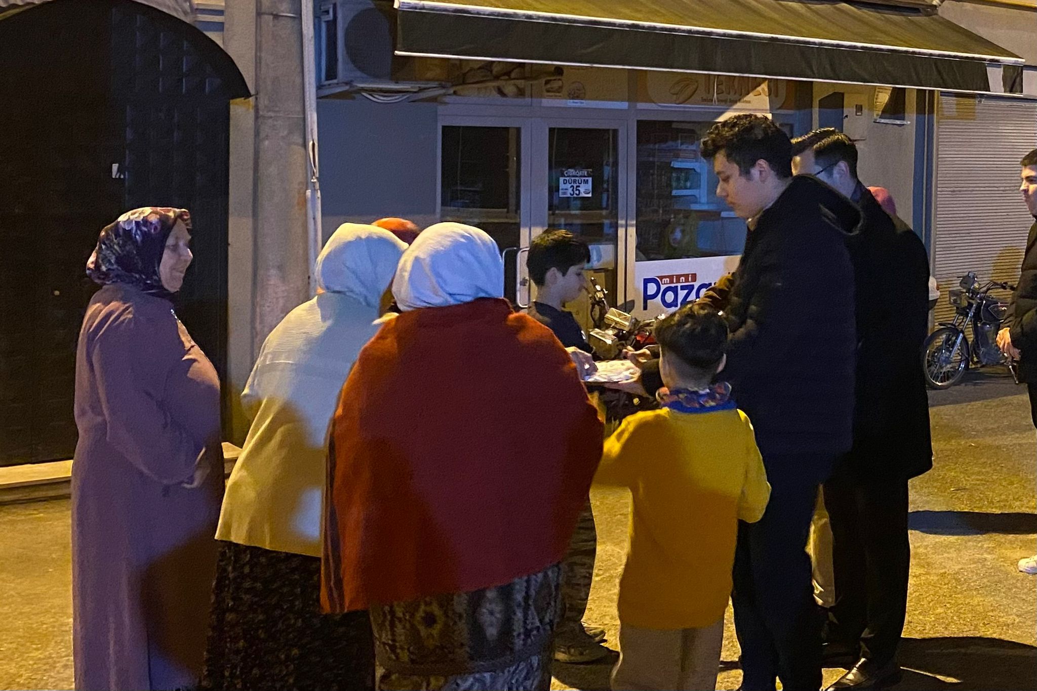 İyi Gençlik'ten Zonguldak’ta “İyi Ramazanlar” Buluşması İmza Gazetesi̇ (2)