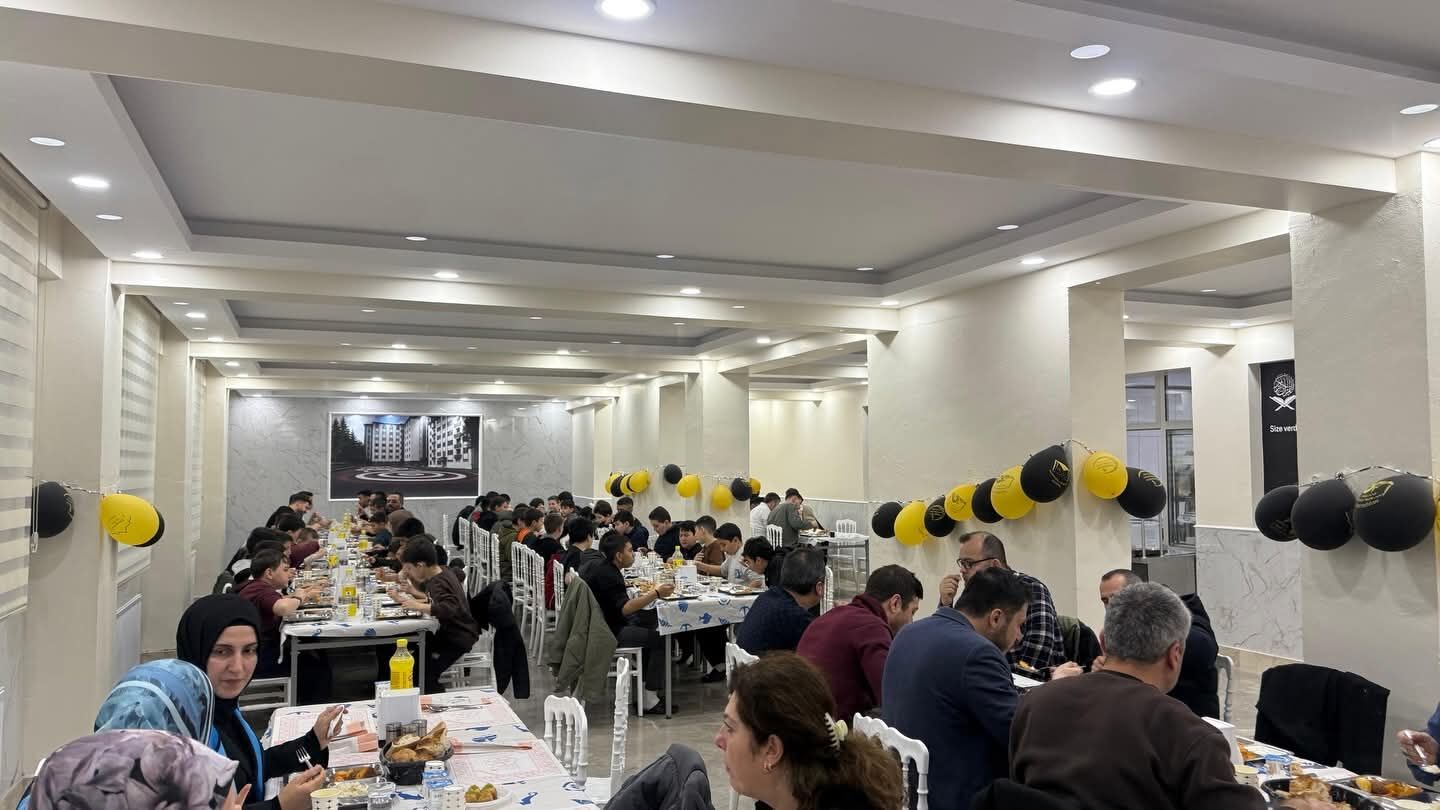 Tepebaşı’nda Çocuk Evlerinde Kalan Minikler İçin İftar Buluşması Imza Gazetesi (1)