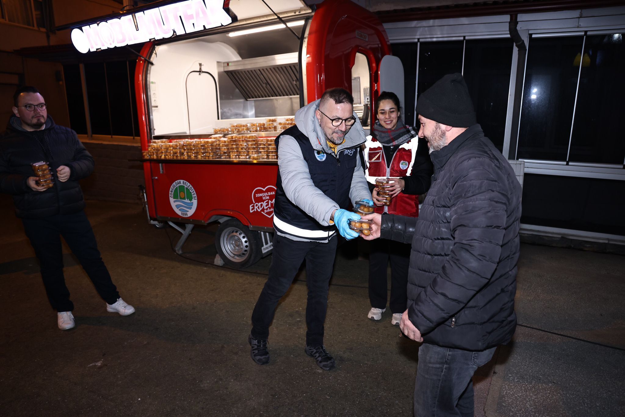 Zonguldak Belediyesi, Ramazan Ayında Gönülleri Birleştirmeye Devam Ediyor İmza Gazetesi̇ (2)