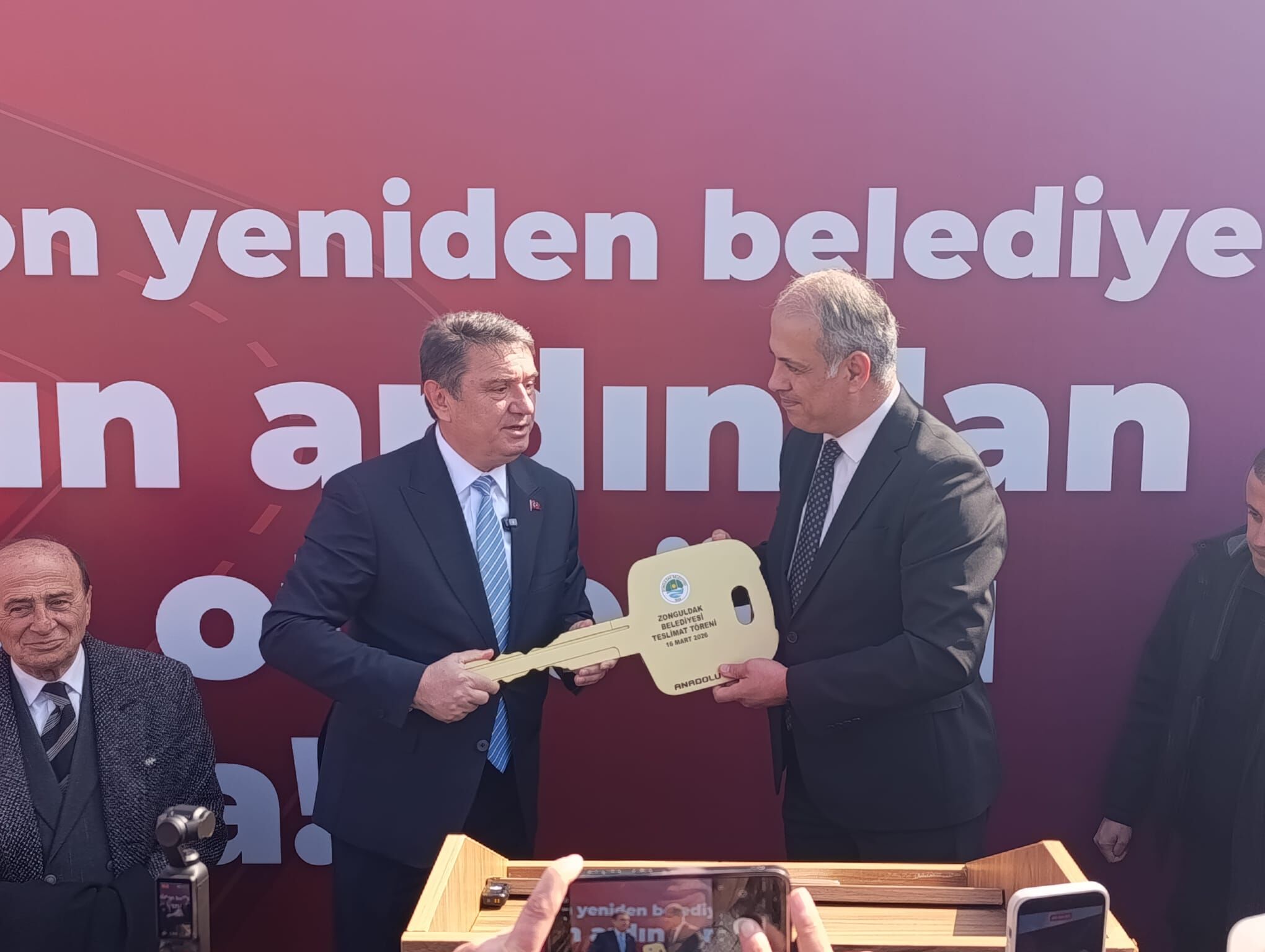 Zonguldak Belediyesi’ne 7 Adet Yeni Halk Otobüsü Hizmete Girdi İmza Gazetesi (11)