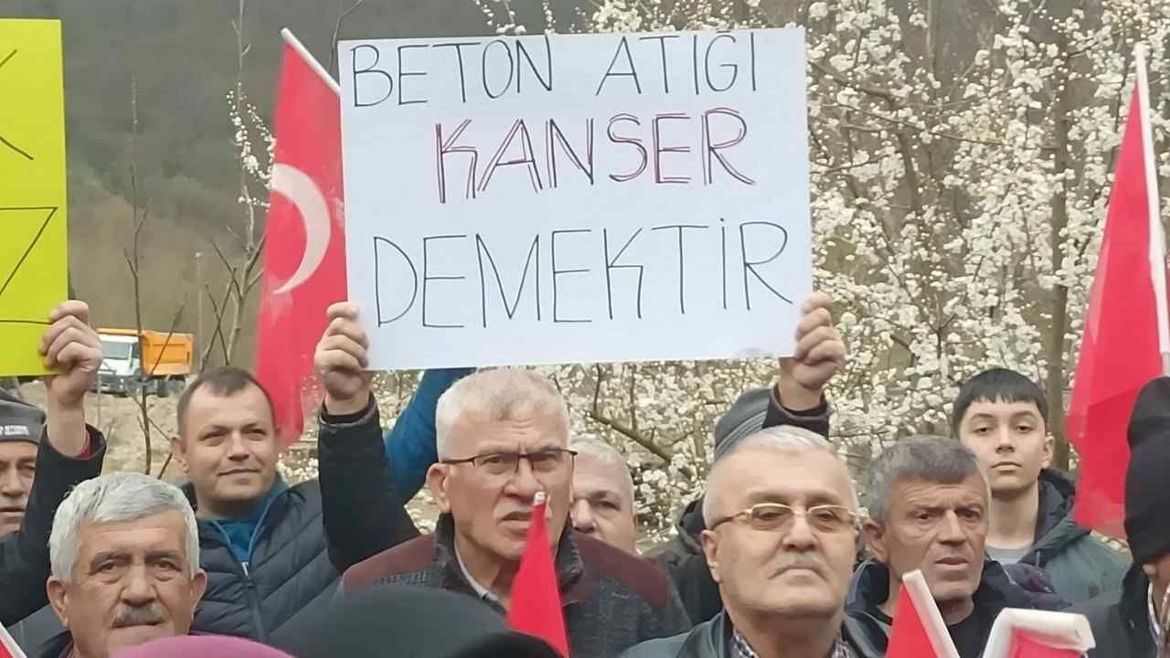 Zonguldak Ereğli Köyünde Isyan Imza Gazetesi