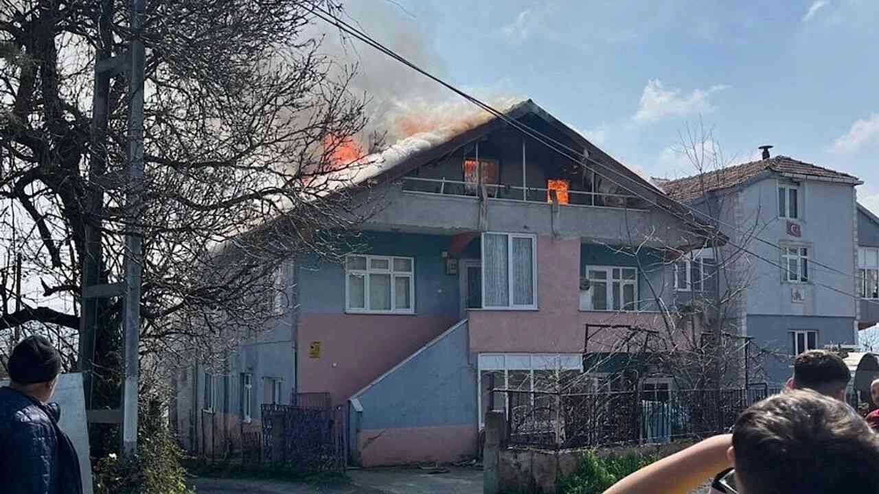 Zonguldak Ereğli'nin Köyünde Korkutan Yangın Ereğli Haber Imza Gazetesi