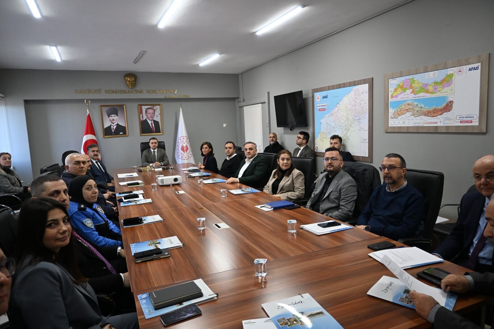 Zonguldak’ın Geleceği Ve Tanıtımı İçin Kritik Zirve! İmza Gazetesi (8)-1