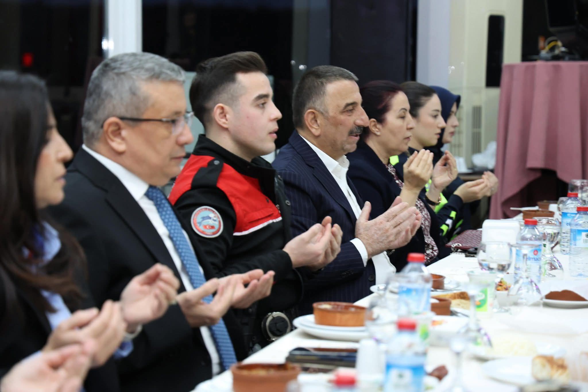 Zonguldak’ta Emniyet Mensuplarıyla Ramazan Sofrası İmza Gazetesi̇ (1)