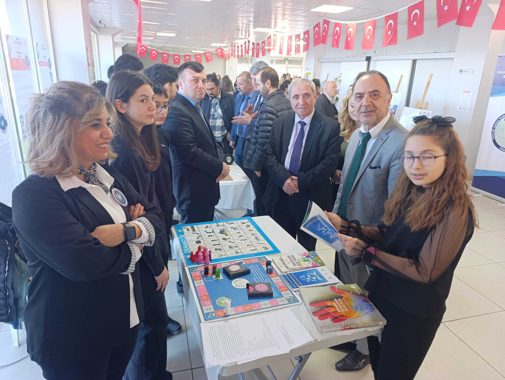 Zonguldak’ta Gençler Bilim Ve Sanatla Buluştu... İmza Gazetesi̇ (2)