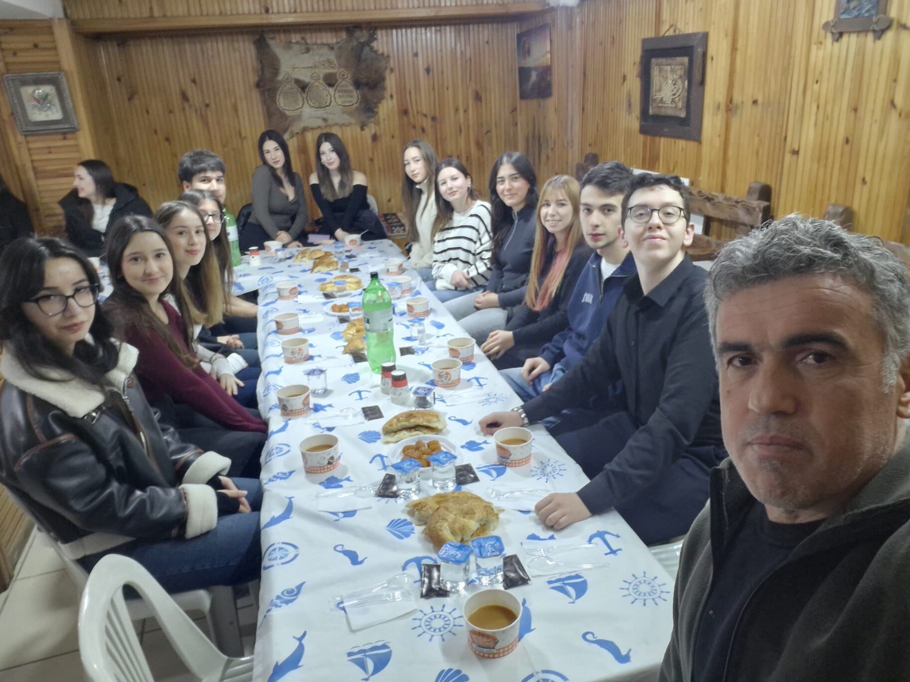 Zonguldak’ta Liselilerden Geleneksel İftar Buluşması Imza Gazetesi