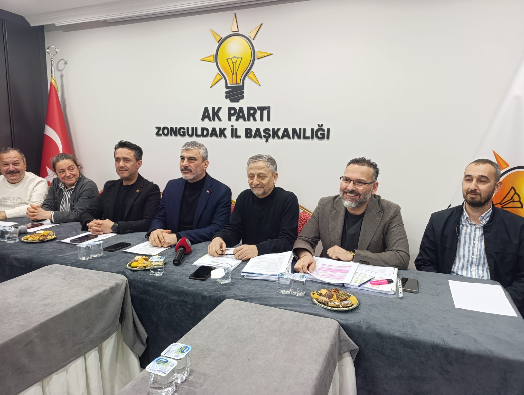 Ak Parti (1)