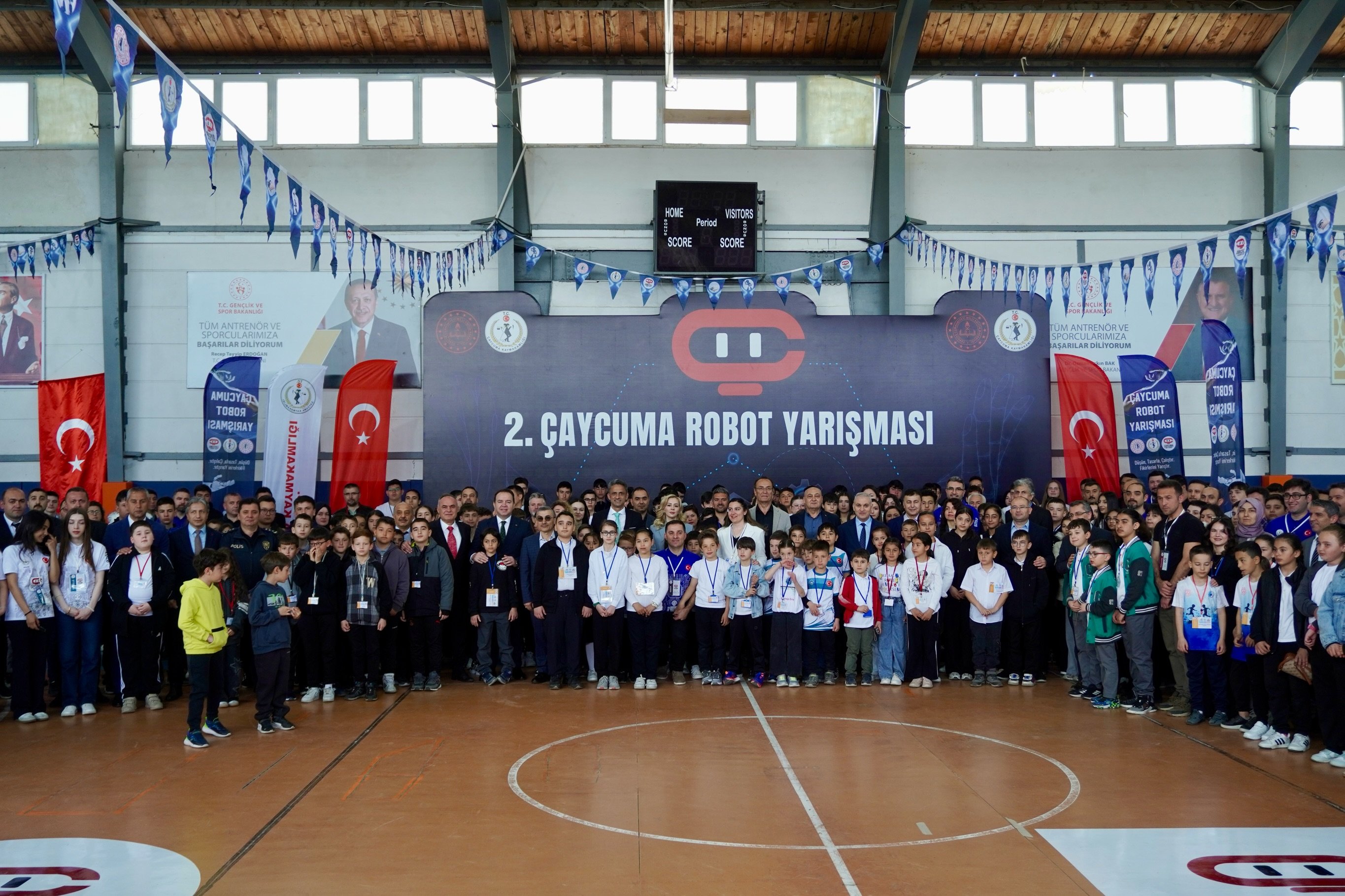 Çaycuma’da Teknoloji Rüzgarı! 138 Takım Geleceğin Robotlarını Yarıştırıyor! İmza Gazetesi (9)