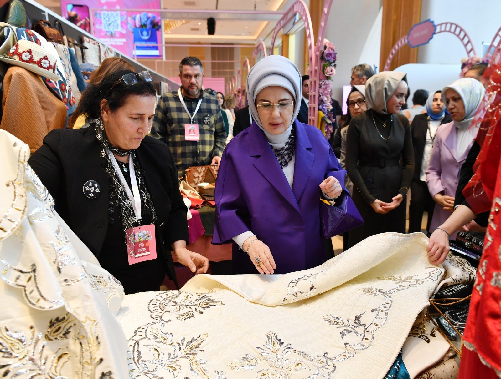 Cemre Çarşısı’nda Batı Karadeniz Rüzgarı! Devrek Bastonu Ve Bartın Tel Kırması Hayran Bıraktı Imza Gazetesi (2)