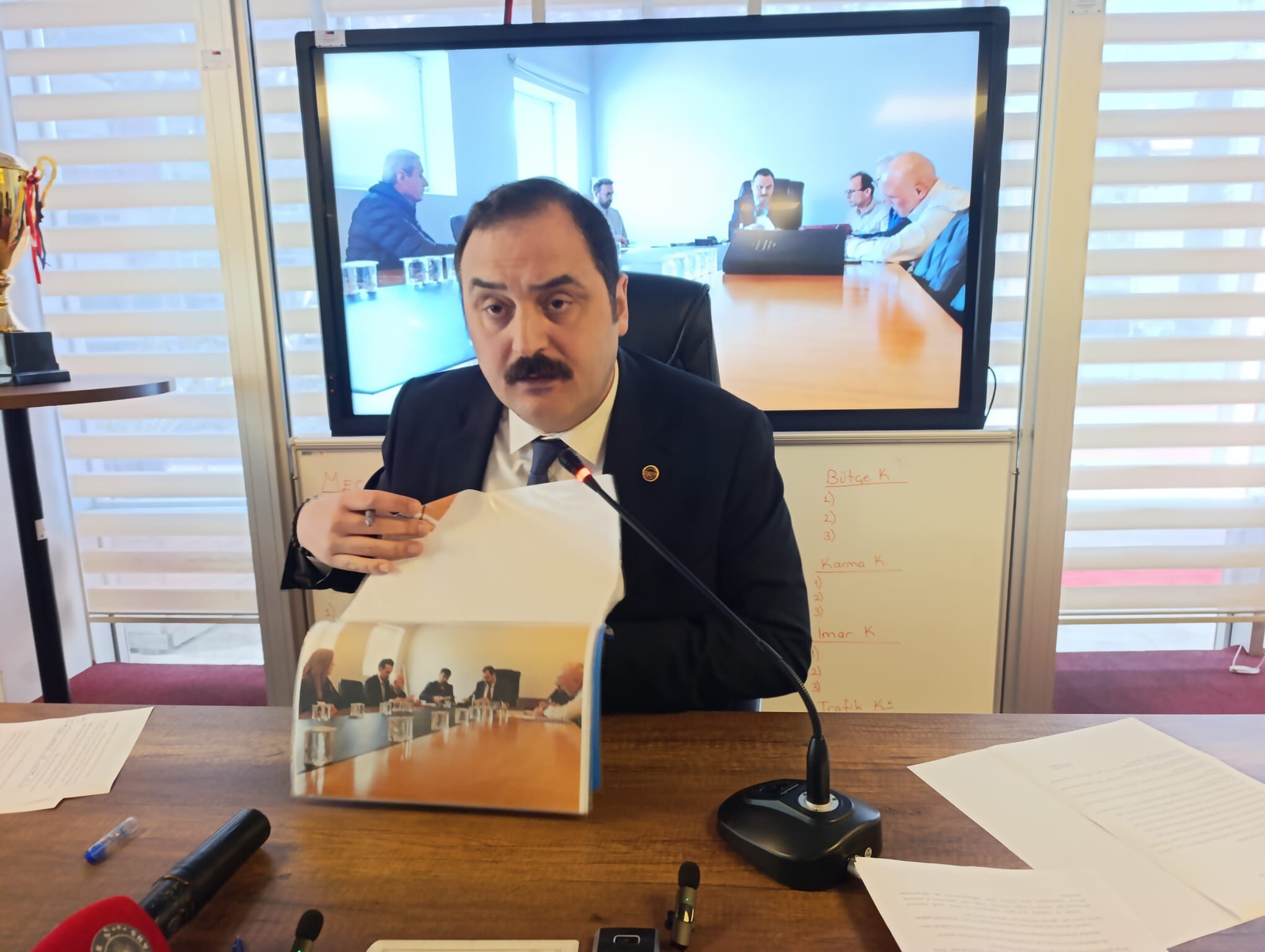 Kozlu Belediye Başkanı Altuğ Dökmeci’den Sert Cevap Hazmedemeyenlere Soda Benden İmza Gazetesi (2)