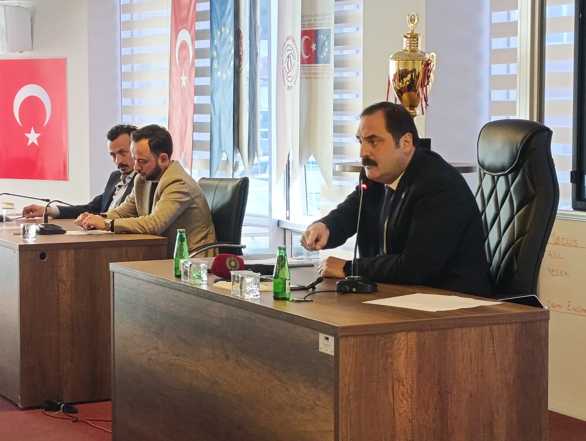 Kozlu Belediye Başkanı Altuğ Dökmeci’den Sert Cevap Hazmedemeyenlere Soda Benden İmza Gazetesi (3)