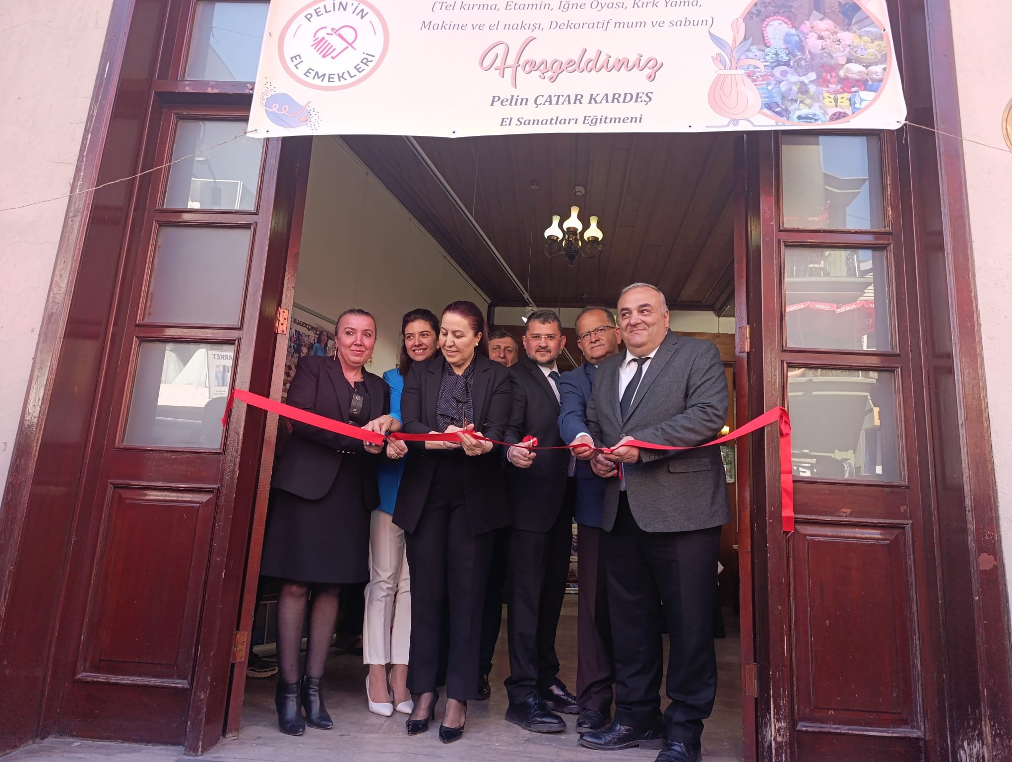 Pelin Çatar Kardeş'in El Emekleri Zonguldak’ta Görücüye Çıktı İmza Gazetesi̇ (1)