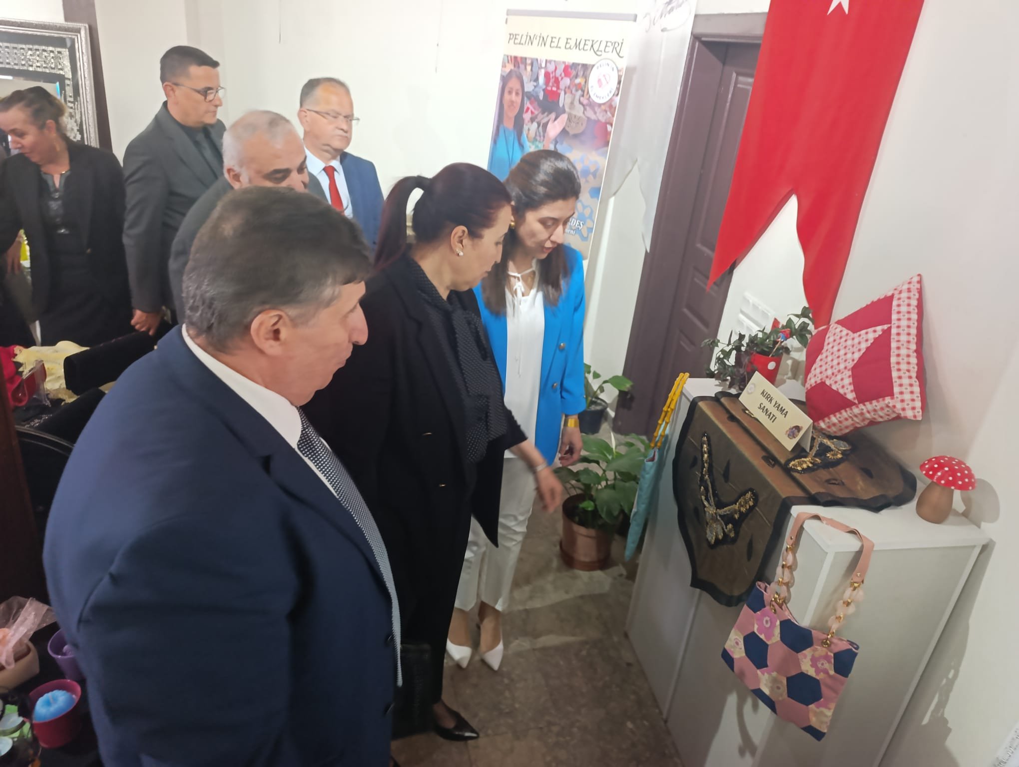 Pelin Çatar Kardeş'in El Emekleri Zonguldak’ta Görücüye Çıktı İmza Gazetesi̇ (2)