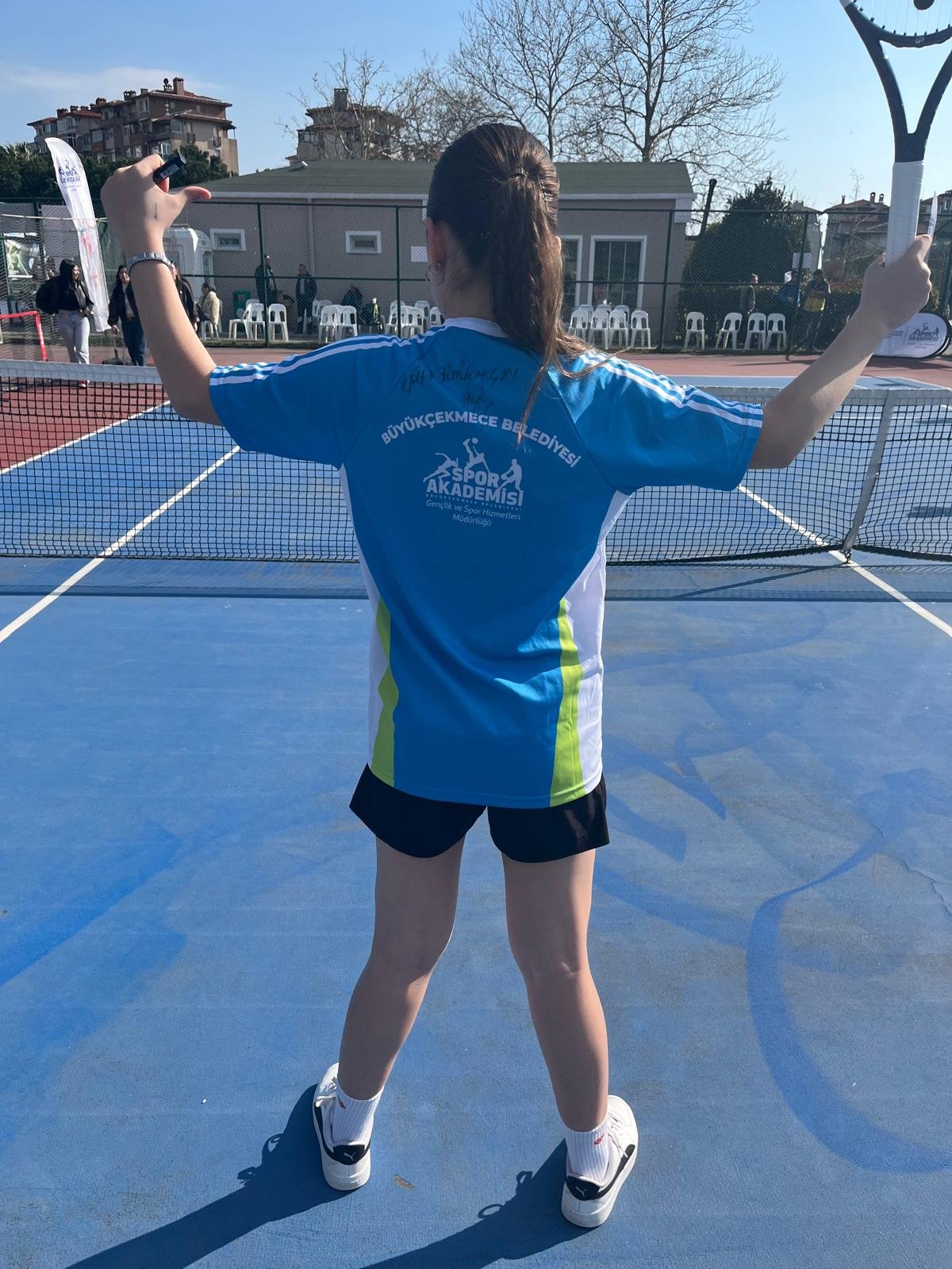 Zonguldaklı Duru Sarıoğlu, Tenis Kortlarında Fırtına Gibi Esiyor! İmza Gazetesi̇ (2)