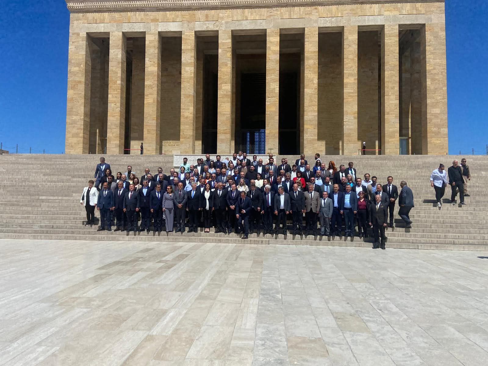 Bülent Kantarcı Anıtkabir'de.. İmza Gazetesi̇