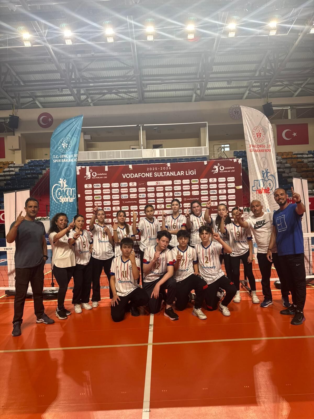 Ereğli̇’den Paravolley’de Çi̇fte Gurur! Türki̇ye Şampi̇yonluğu Ve Türki̇ye İki̇nci̇li̇ği̇! İmza Gazetesi̇ (2)