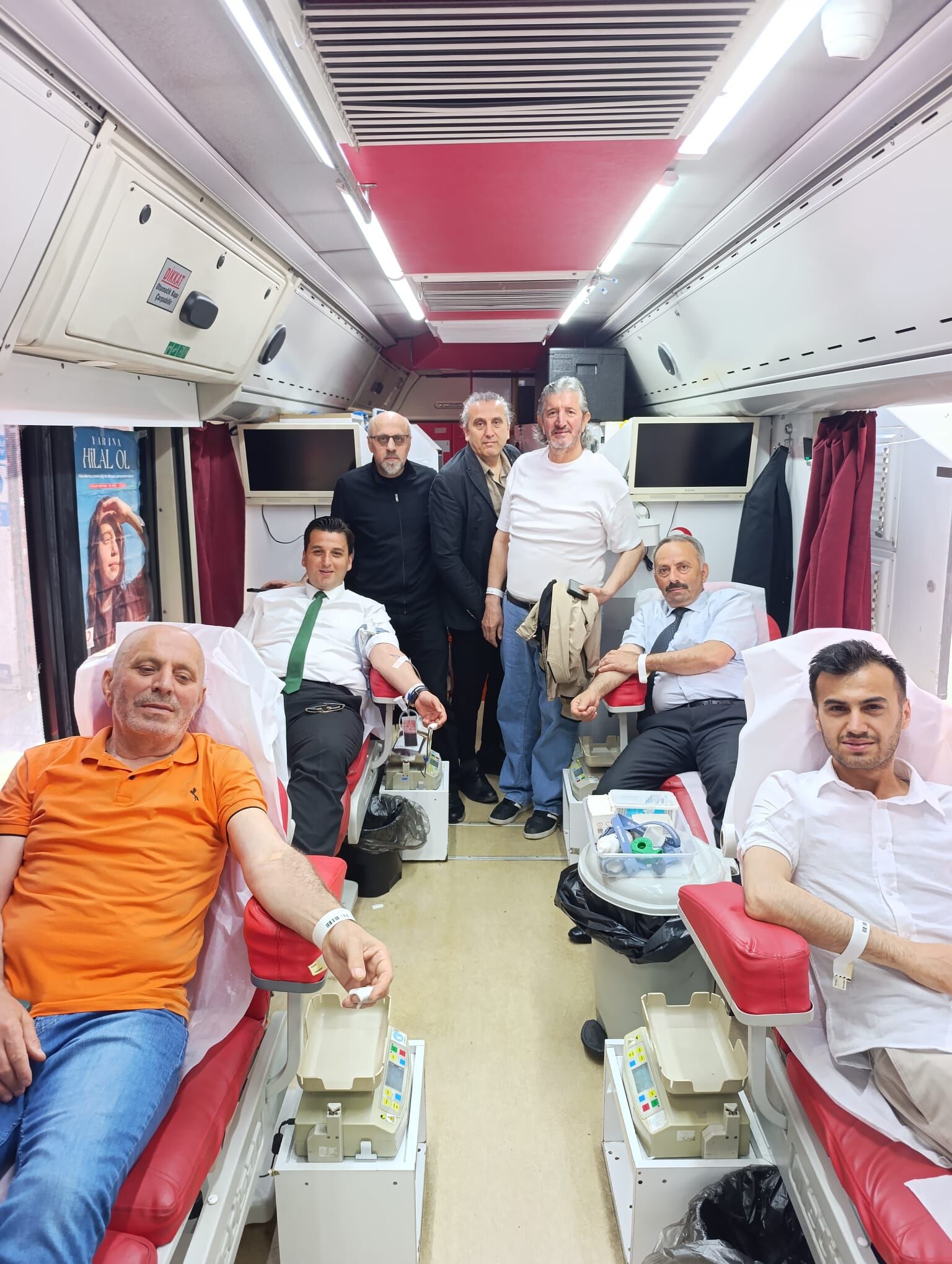 Gazeteciler Kan Bağışladı (1)