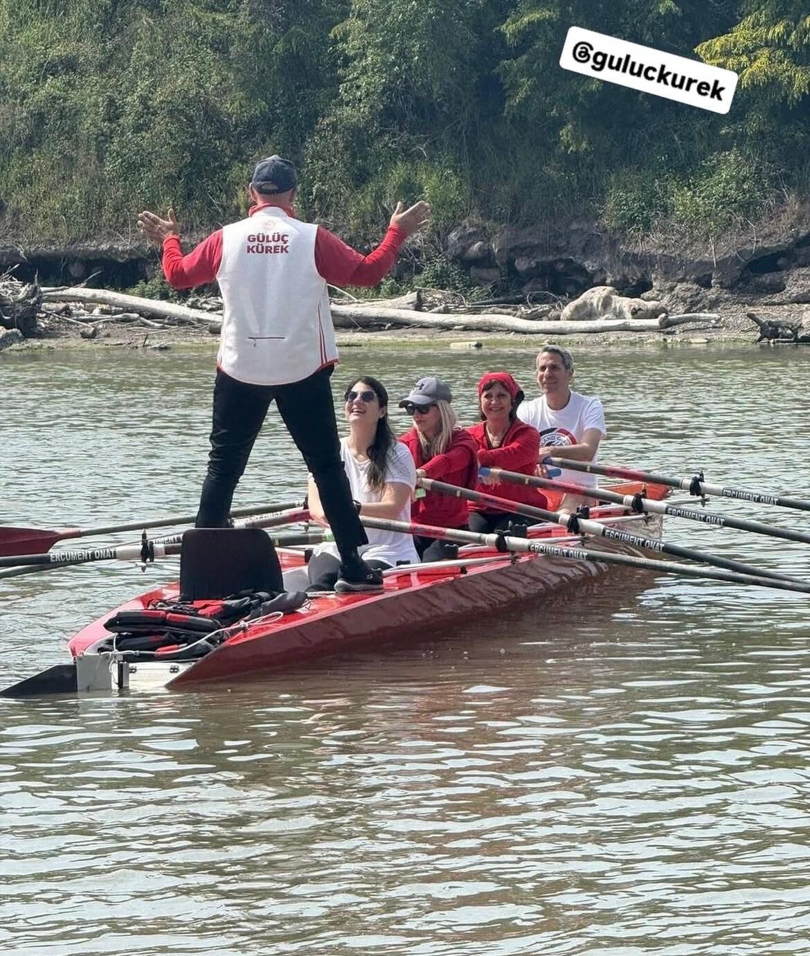 Gülüç Kürek Sporunda Bölgenin Yüz Akı! İmza Gazetesi (1)
