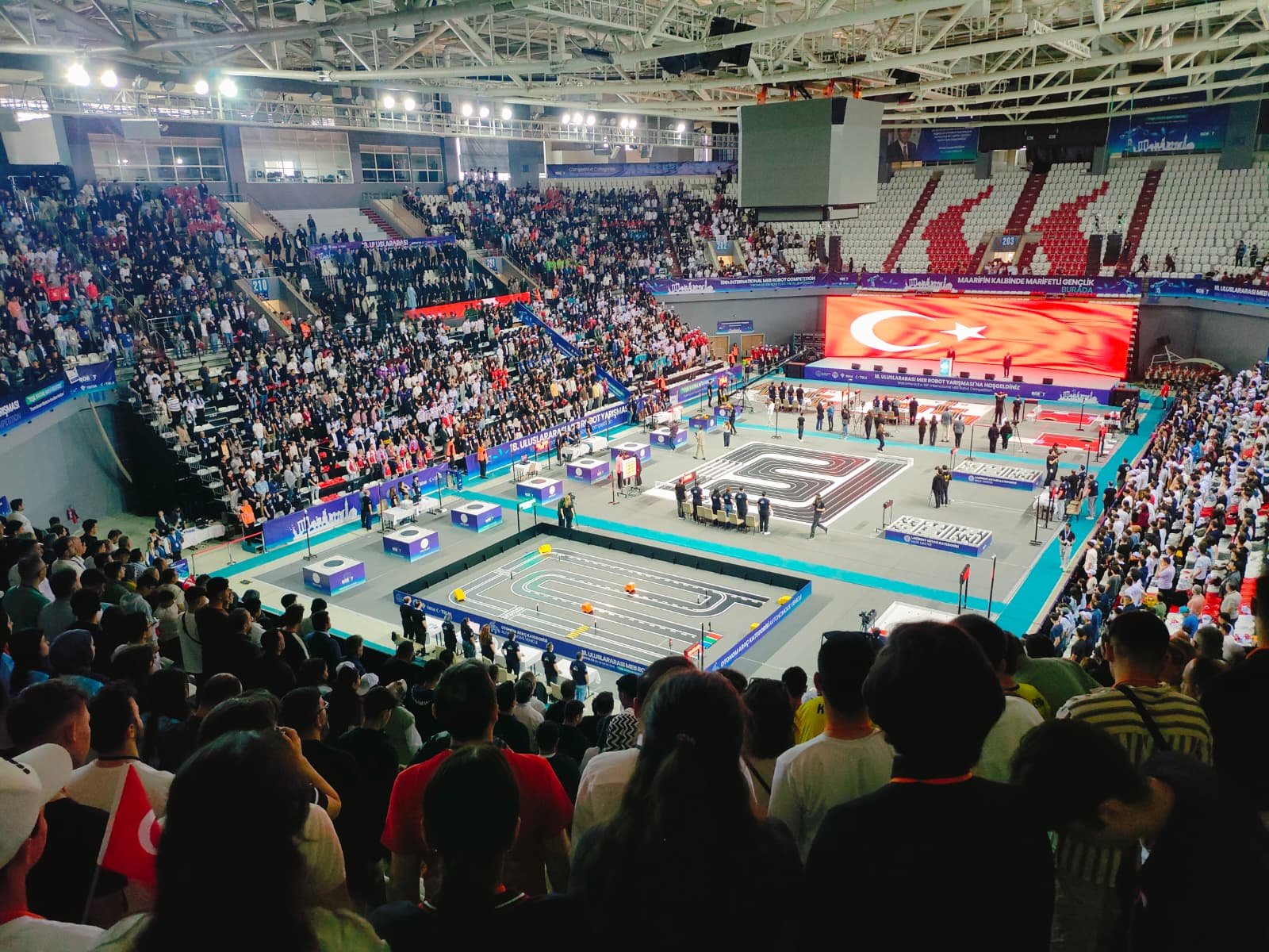 Kdz. Ereğli’den Antalya’ya Teknoloji Çıkarması! 16 Robotla Dünya Sahnesindeler! İmza Gazetesi̇ (2)