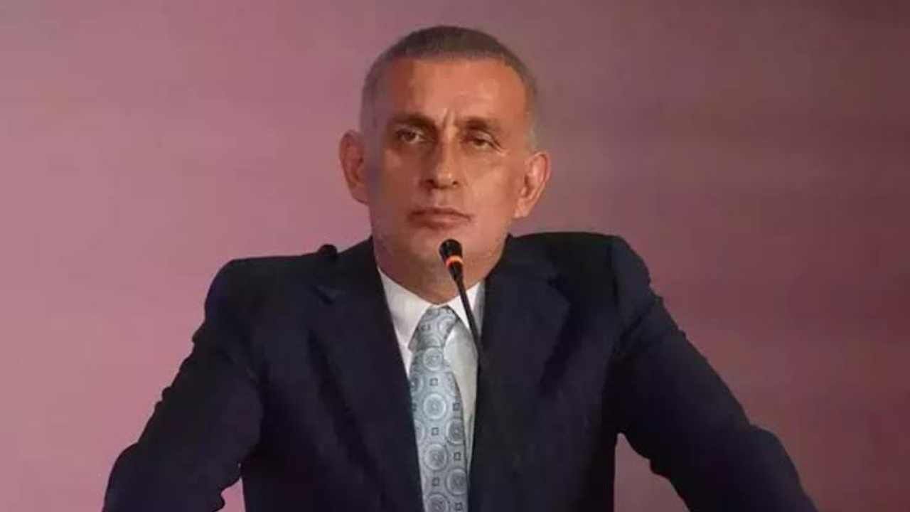 İbrahim Hacıosmanoğlu İstifa Etti Mi1