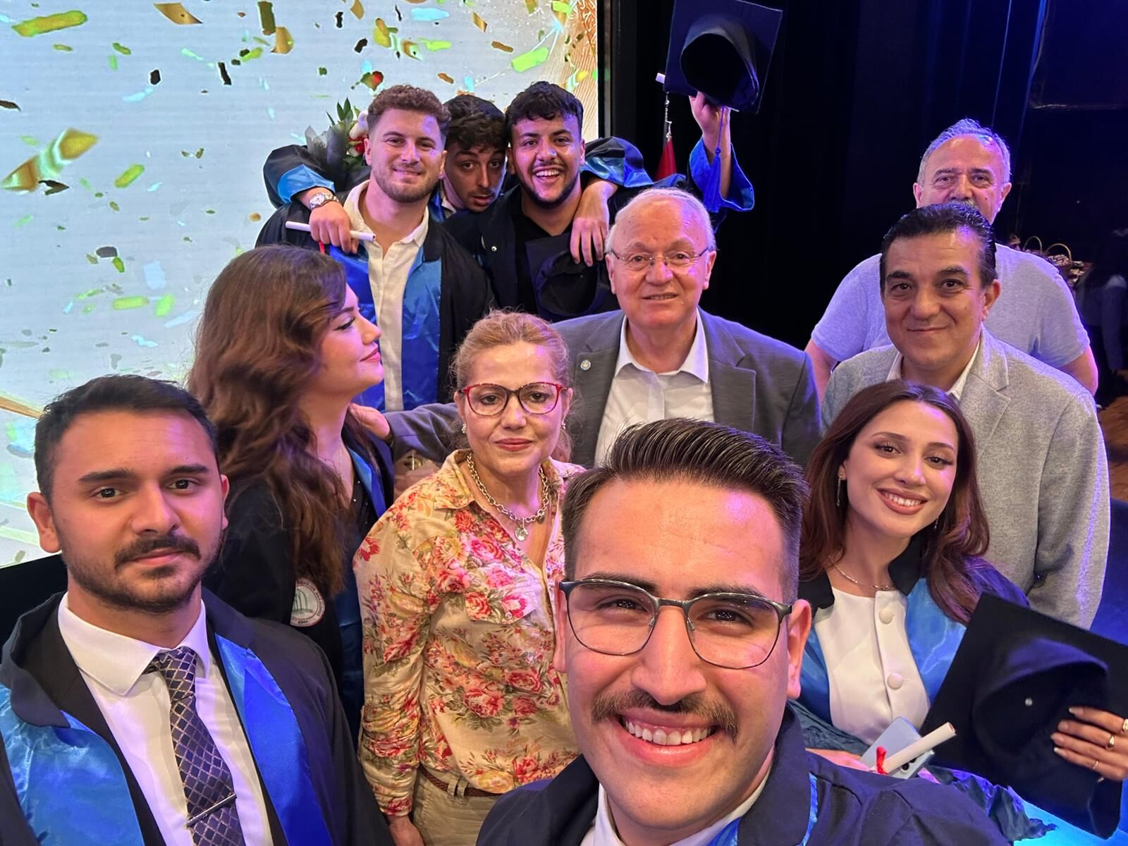 İyi̇ Parti’den Mezun Olan Gençlere Büyük Destek! Yalnız Bırakmadılar Imza Gazetesi (2)