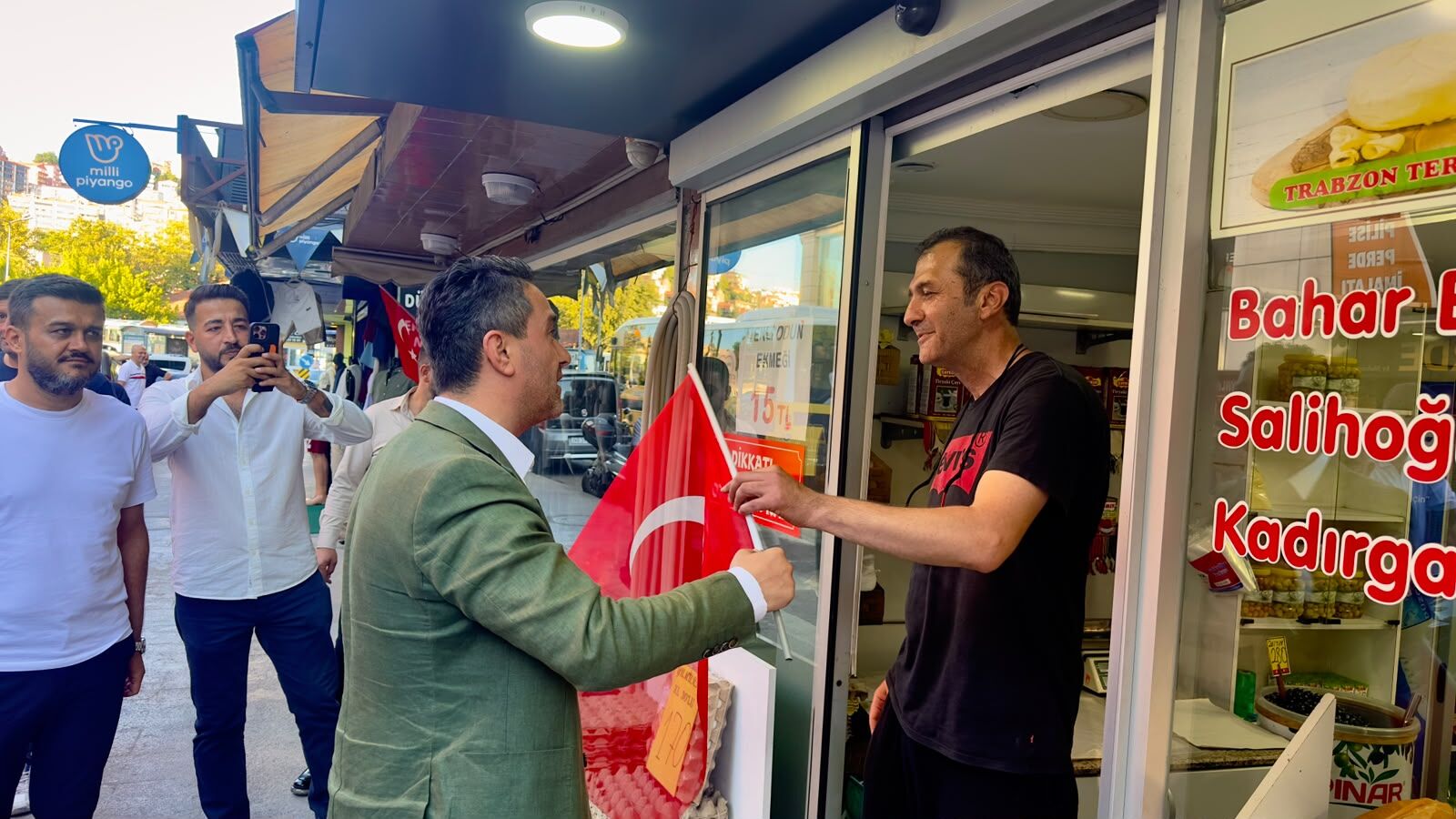 Demokrasi Ruhunu Sokaklarda Yaşatmak Ak Parti Zonguldak Merkez İlçe Teşkilatı Soğuksu Esnafıyla Buluştu Imza Gazetesi (2)