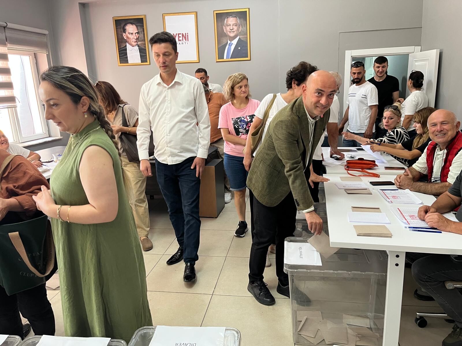 Devrim Dural Mahalle Delegeleri Seçimi’nde Oyunu Kullandı
