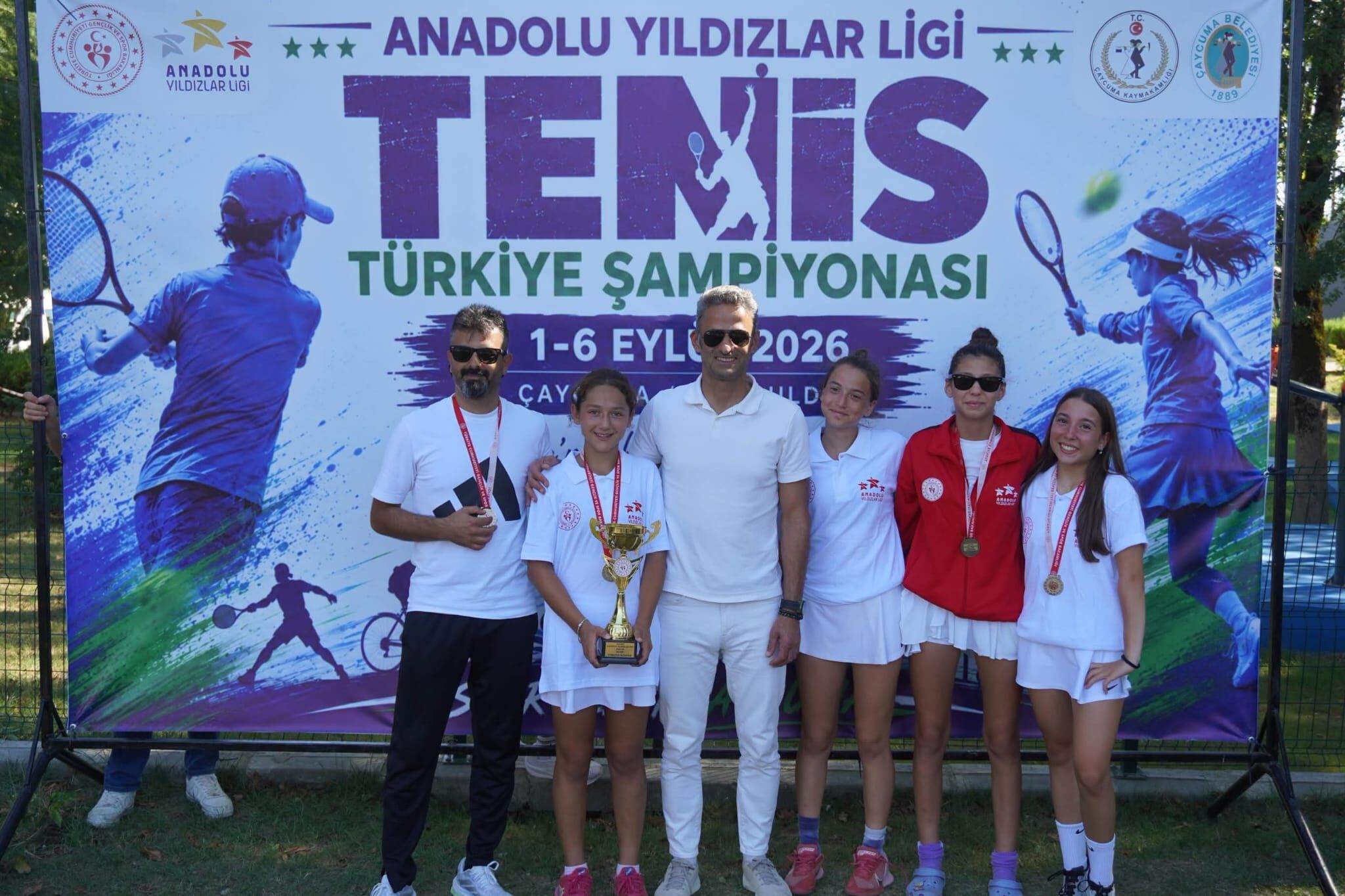 Çaycuma’da Dev Tenis Şöleni 160 Genç Sporcu Türkiye Şampiyonluğu İçin Kortlarda Ter Döktü (1)