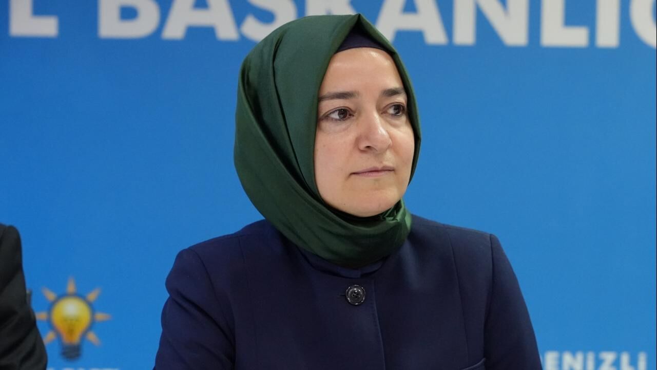 Fatma Betül Sayan Kaya Neden Istifa Etti 2