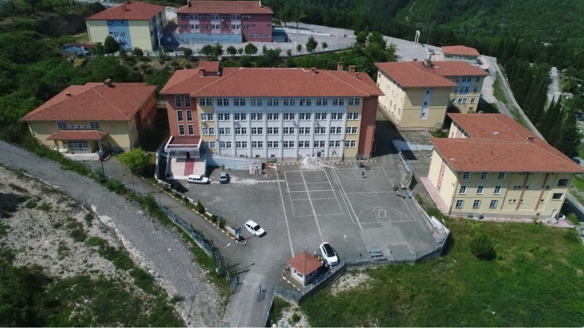 Zonguldak’taki Okulun Yemekhanelerine Yapılacak!